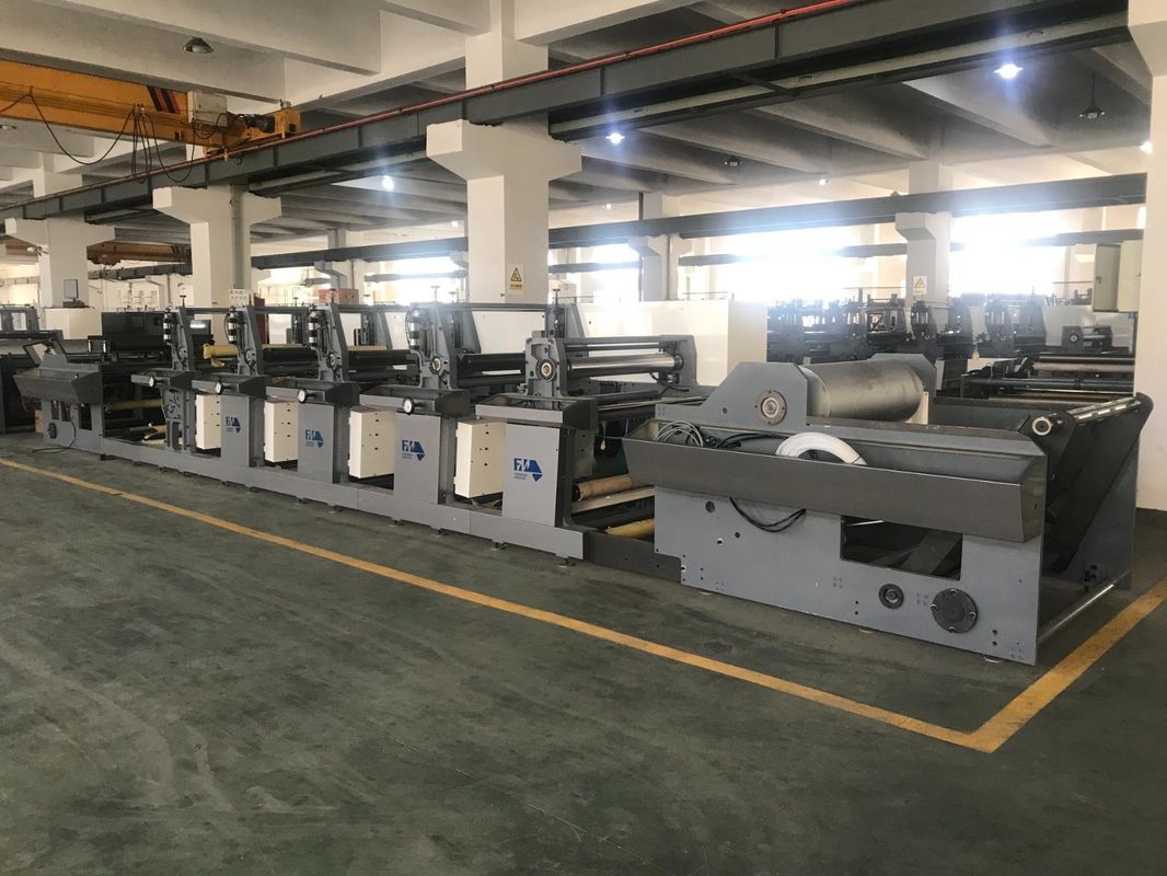آلة طباعة كؤوس الورق الملونة ذات 6 ألوان Flexography مع 380V 415V 440V 220V