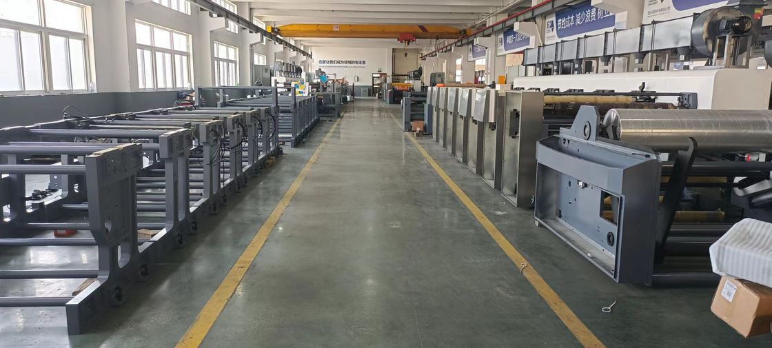 240m/Min حبر مبني على الماء أو حبر الأشعة فوق البنفسجية آلة طباعة Flexo للمواد الورقية
