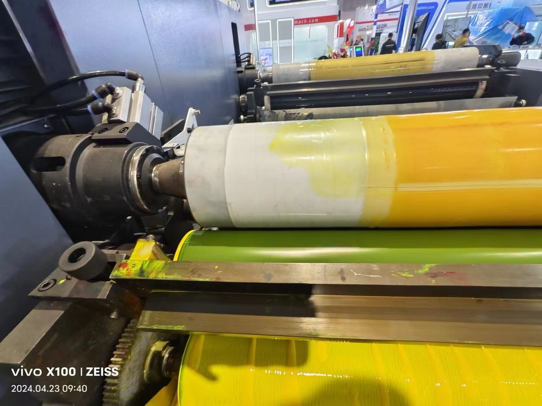 1830mm Max Die Cutting Width Sleeve Type آلة الطباعة المرنة