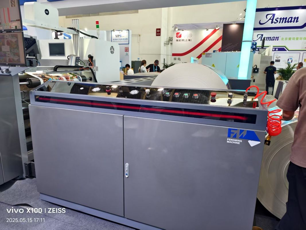 آلة الطباعة الذاتية ذات السرعة العالية 6 ألوان UV Flexo آلة الطباعة النسخة Flexographic